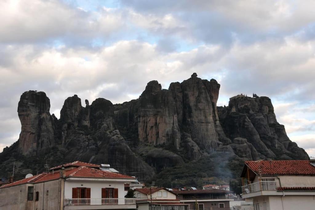 Holiday Meteora A カランバカ エクステリア 写真